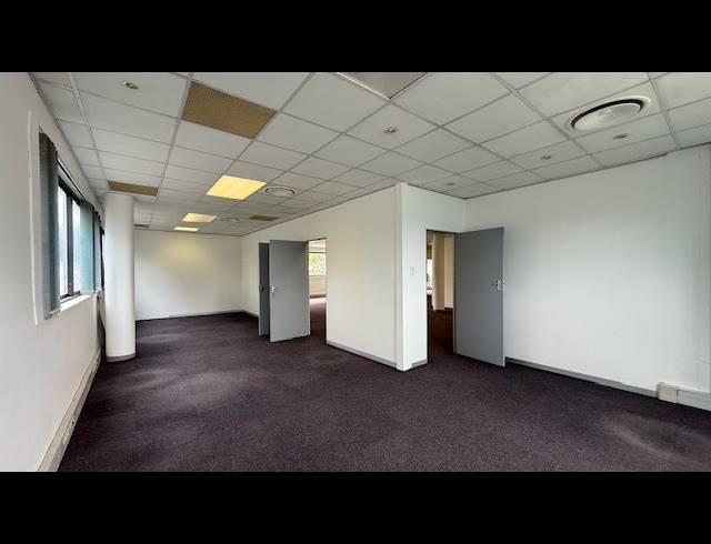 364M² OFFICE TO LET IN UMGENI BUSINESS PARK
